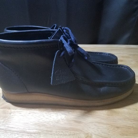 Clarks | Shoes | Clarks Wallabee 